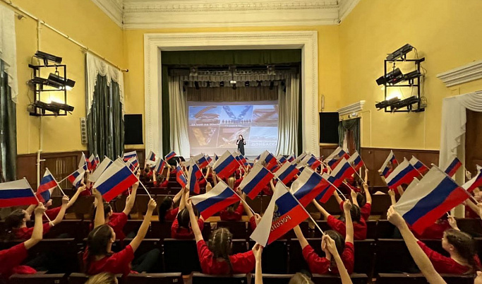 В Ржеве проходят акции в поддержку спецоперации на Украине