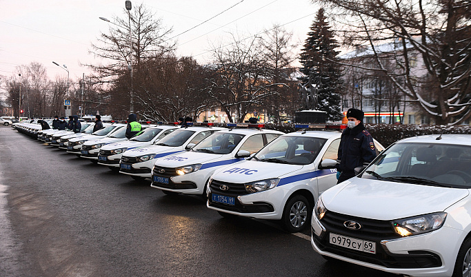 85 новых служебных автомобилей переданы органам внутренних дел Тверской области