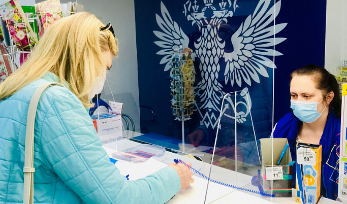 Защитные пластиковые экраны установили в тверских отделениях Почты России
