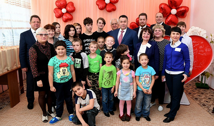 Во Ржеве Игорь Руденя осмотрел социально-реабилитационный центр для несовершеннолетних