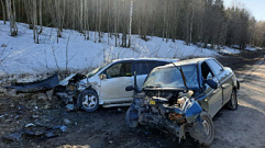 Взрыв колеса на трассе в Тверской области повлек за собой лобовое столкновение