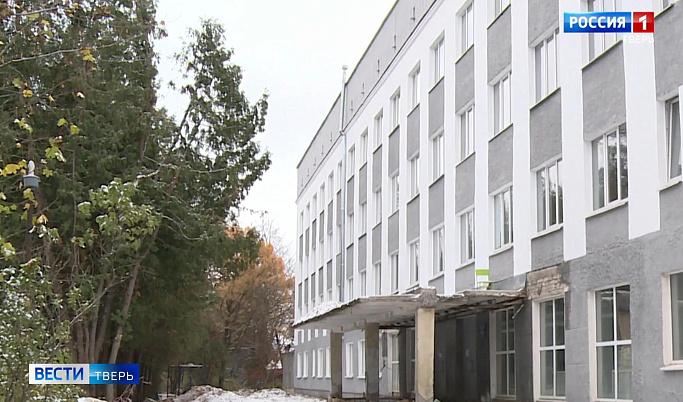 В Твери продолжается масштабный ремонт корпусов городской клинической больницы №6