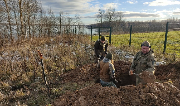 Поисковики из Тверской области нашли останки 6 красноармейцев и солдатский медальон