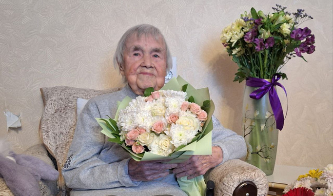 Ветеран из Осташкова Тамара Васильевна Антонова отмечает 100-летие