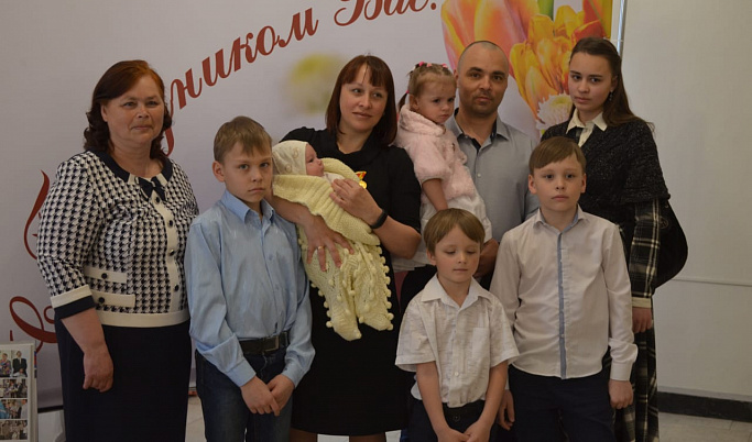 Многодетная семья из Твери стала победителем всероссийского конкурса