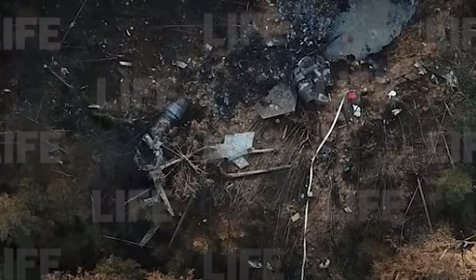 Последствия авиакатастрофы в Тверской области попали на видео