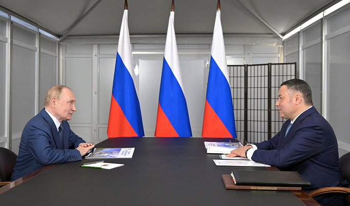 Президент Владимир Путин провёл встречу с губернатором Игорем Руденей