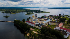 Озеро Селигер в Тверской области вошло в пятерку самых красивых направлений для отдыха с детьми в России летом