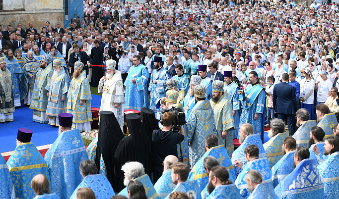 Богослужение Патриарха Кирилла в Торжке | Прямая трансляция на телеканале Россия 24