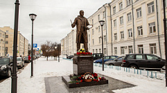 В Твери отмечают 100-летие со дня рождения художника Ефрема Зверькова