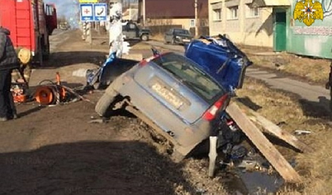 В Тверской области вылетевший в кювет водитель «Лады» скончался по дороге в больницу