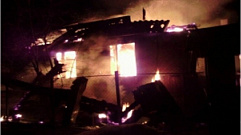 В Тверской области пожар полностью уничтожил крышу жилого дома