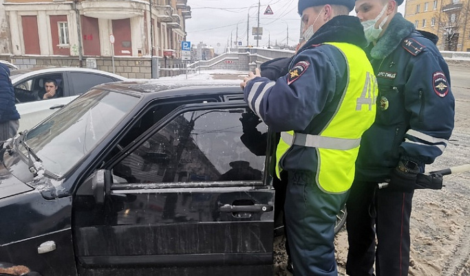 В Твери за тонировку оштрафовали 12 водителей