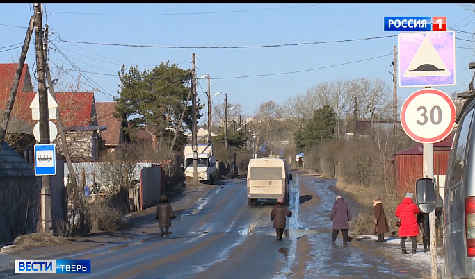 Жители Заволжского района Твери жалуются на отсутствие остановок и нехватку маршруток