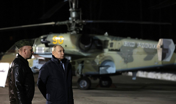 Владимир Путин посетил Центр боевого применения и переучивания летного состава в Торжке