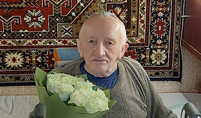 В Твери ветеран войны Николай Прохоров отмечает 101-летие 