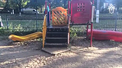 В Твери возбуждено дело по факту травмирования ребенка на детской площадке