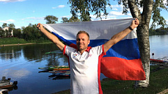 Жители Тверской области присоединились к флешмобу в честь Дня российского флага