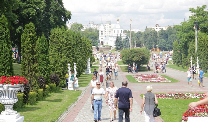 Жителей Твери приглашают отметить День России в Городском саду