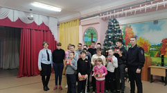 В Тверской области продолжает работать «Полицейский Дед Мороз»