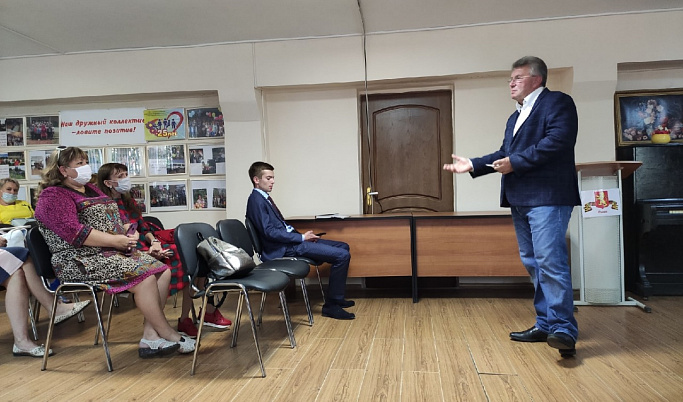 Андрей Белоцерковский поговорил с ржевскими педагогами о новом образовательном проекте