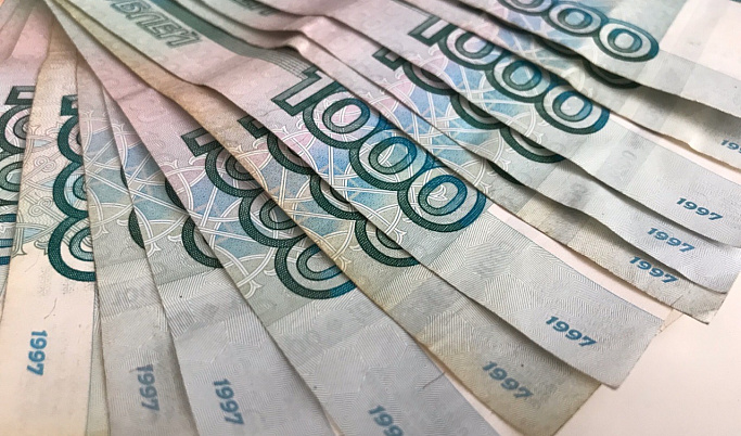 Компания в Весьегонске задолжала работникам более 1,2 млн рублей