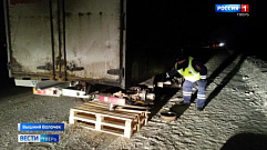 Тверские инспекторы ДПС помогли жителю Владивостока в сильный мороз