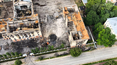 Появились фотографии сноса сгоревшего здания НИИ Минобороны в Твери