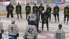 В Твери состоялся благотворительный матч по хоккею