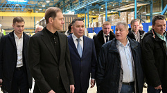 Денис Мантуров, Игорь Руденя и Георгий Боос посетили завод «Светотехника» в Тверской области