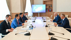 Игорь Руденя и начальник ГУ Центрального банка РФ по ЦФО Рустэм Марданов обсудили ключевые направления сотрудничества