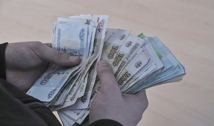 Житель Тверской области украл деньги из банкомата 