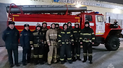 Пожарные спасли людей из горящего дома в Тверской области