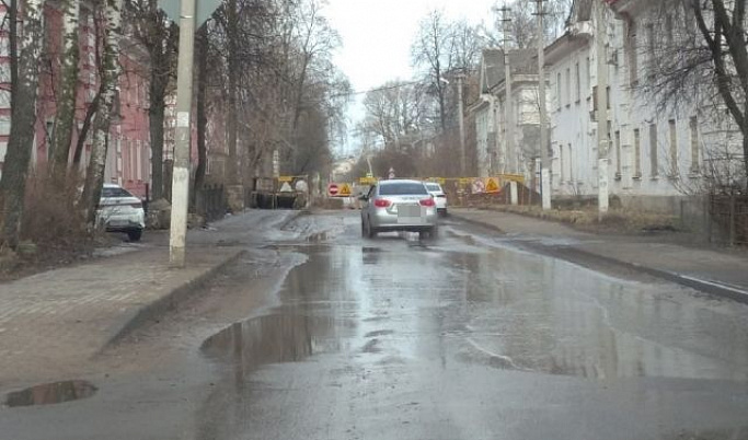 В Твери улицу Ротмистрова перекрыли на неделю