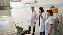 Игорь Руденя посетил отремонтированные подразделения городской больницы №6 Твери
