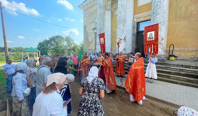 В храме Тверской области состоялась первая за 106 лет Божественная литургия