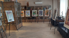 В Твери для обладательниц государственных и региональных наград пройдет выставка от детских изостудий «Зебра» и «Колибри»   