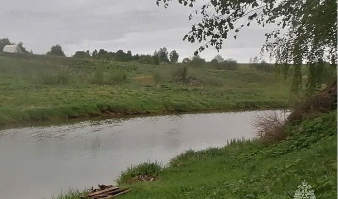Тело человека обнаружили в реке в Тверской области