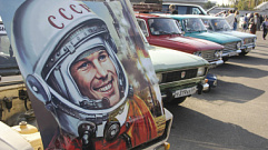 Любители ретро‐автомобилей собрались в Твери | Фоторепортаж