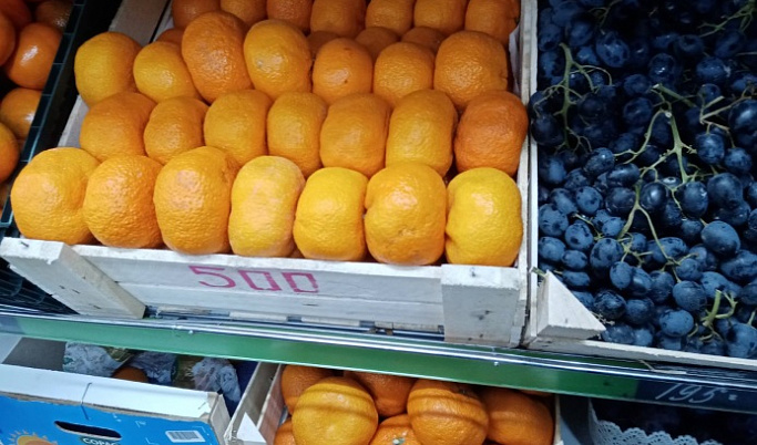 Жителям Твери продавали овощи и фрукты, не прошедшие полный карантинный контроль