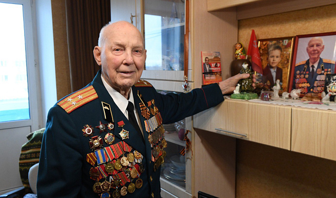 В Твери 97-летие отмечает участник Великой Отечественной войны Иван Петрович Афанасьев