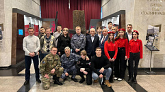 Представители Тверского землячества посетили выставку «Багровый рубеж» в Москве