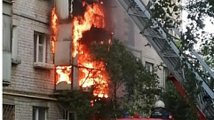 В Твери из-за пожара на балконе сгорели две квартиры 