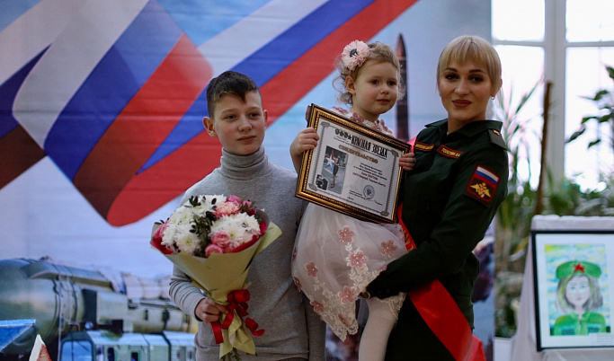 Самая красивая девушка российских Вооруженных сил служит в Тверской области