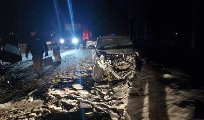 В ночном ДТП на трассе в Тверской области погиб водитель