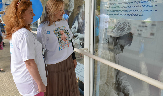 К 10-летию перинатального центра в Твери открылась фотовыставка