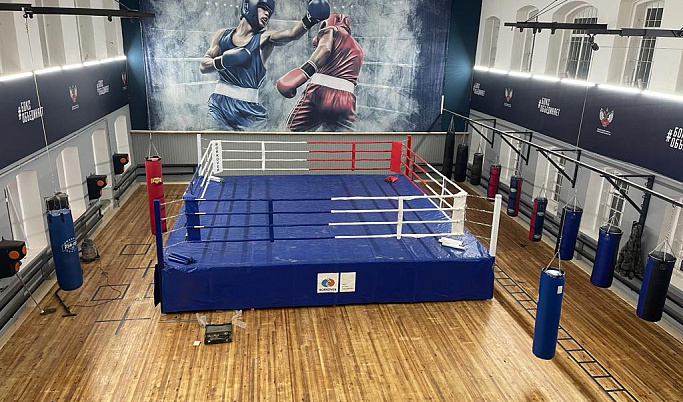 В Осташкове открыли отремонтированный зал бокса детско-юношеского спортивного центра