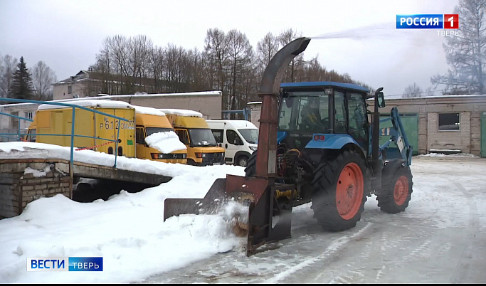 Студенты Тверской сельхозакадемии  изобрели снегомет на колесах
