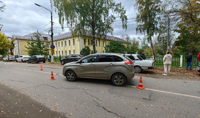 В Торжке под колеса авто попал 10-летний мальчик
