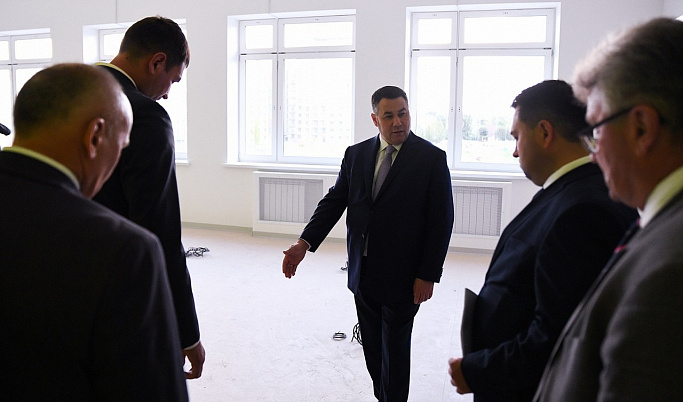 В Твери губернатор Игорь Руденя проинспектировал ход строительства школ и детских садов